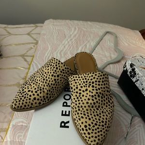 Report animal print slide. Sz. 9.5